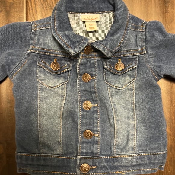 Cat and Jack Gender Neutral Denim Jean Jacket! Worn one time! - Picture 2 of 4
